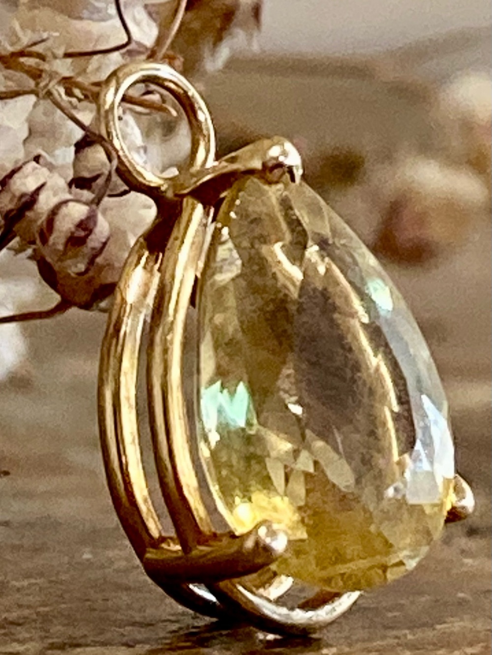 14K Gold Pendant with Yellow Pear-Cut Stone - Picture 5 of 17
